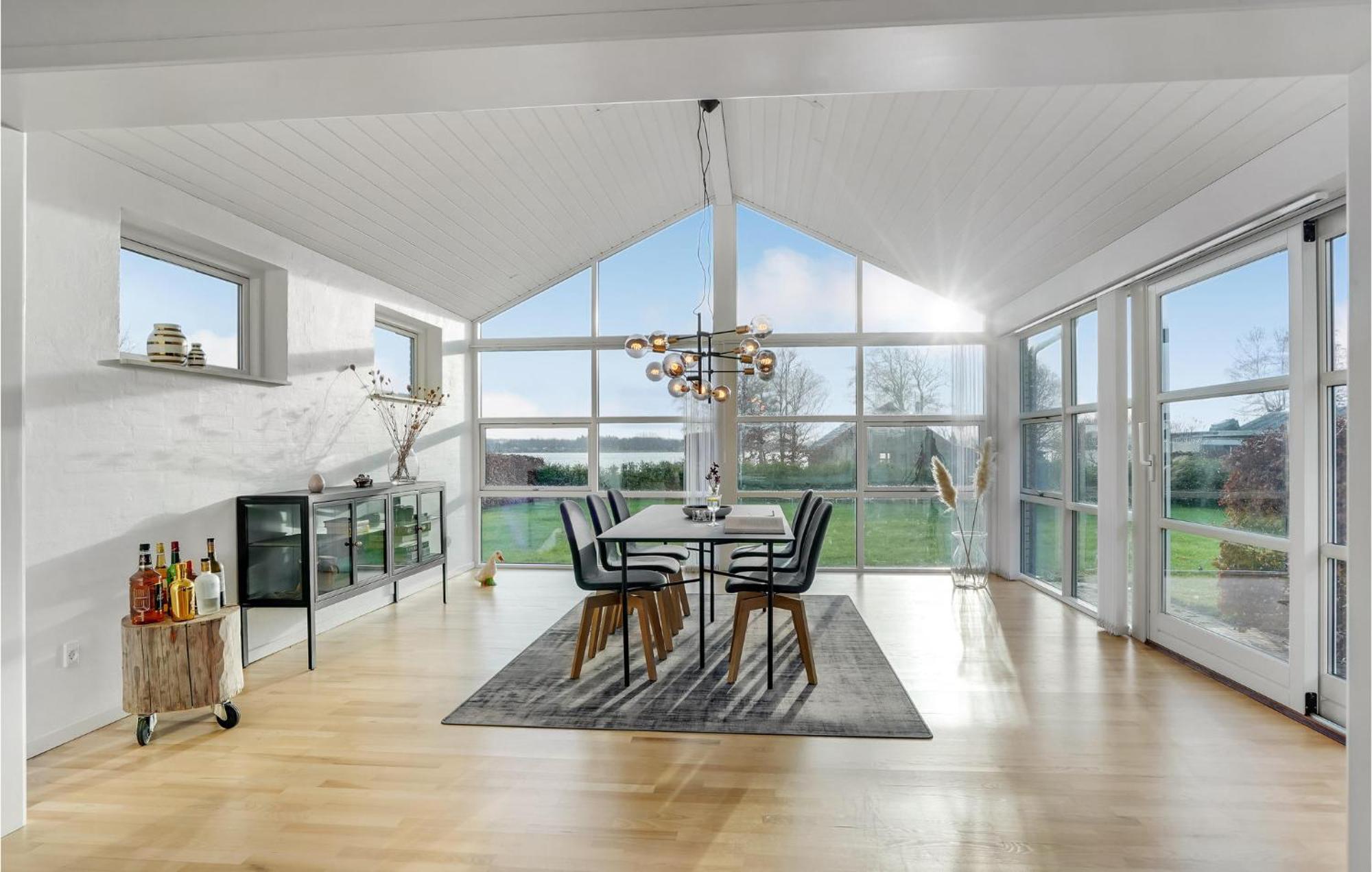 Gorgeous Home In Sunds With Kitchen Bagian luar foto