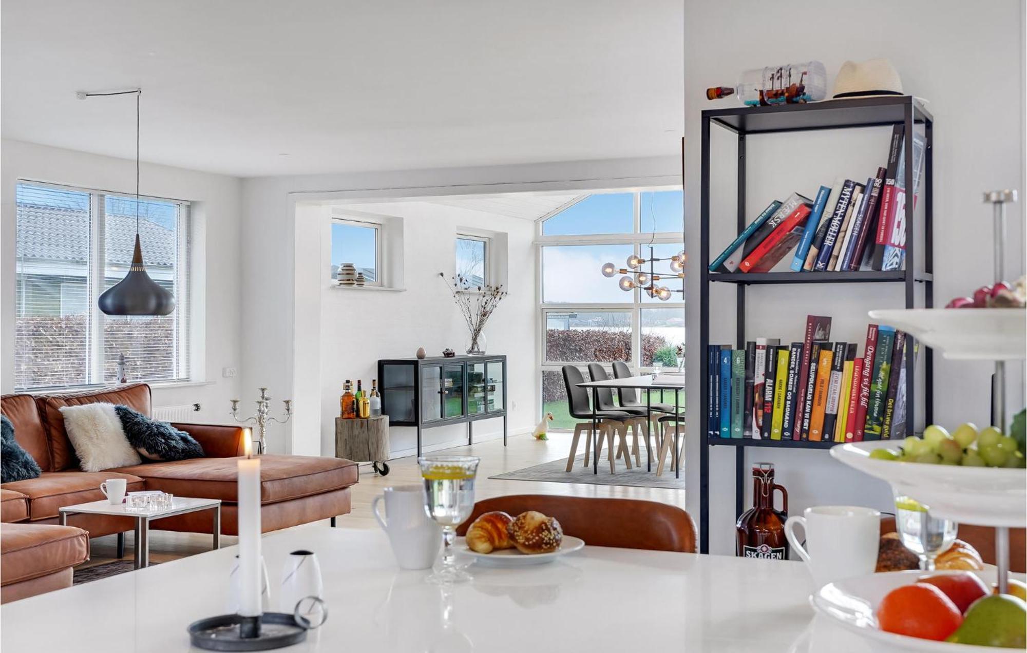Gorgeous Home In Sunds With Kitchen Bagian luar foto